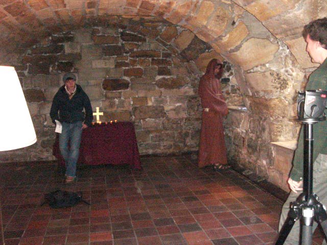 09discussundercroft