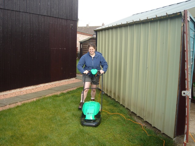 26hovermower