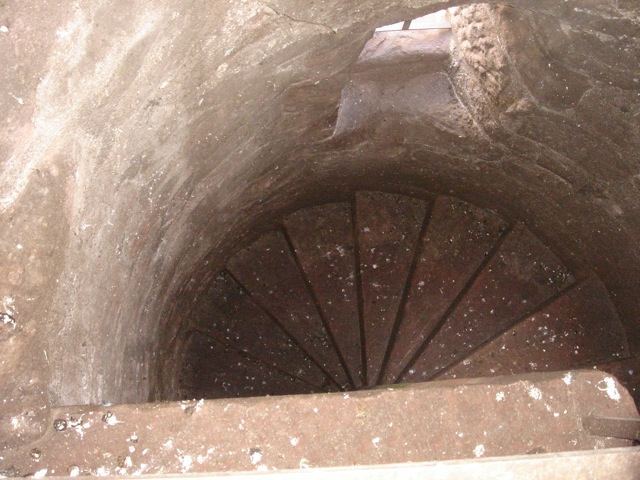 burleigh_stairs_down