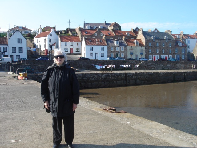 23momcellardyke