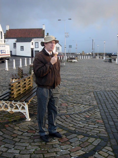 icecream_david_eating