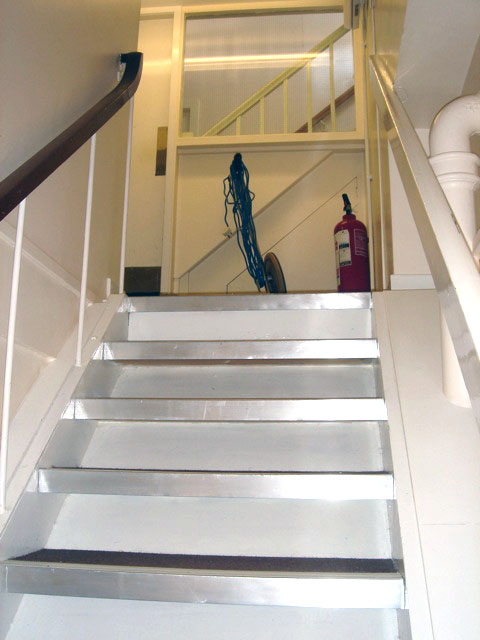 stair_window