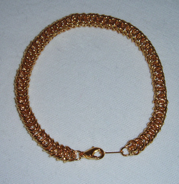 Gold-Plated Queen's Chain Bracelet