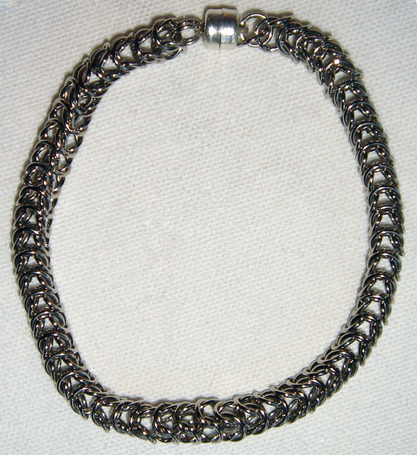 Nickel Queen's Chain Bracelet